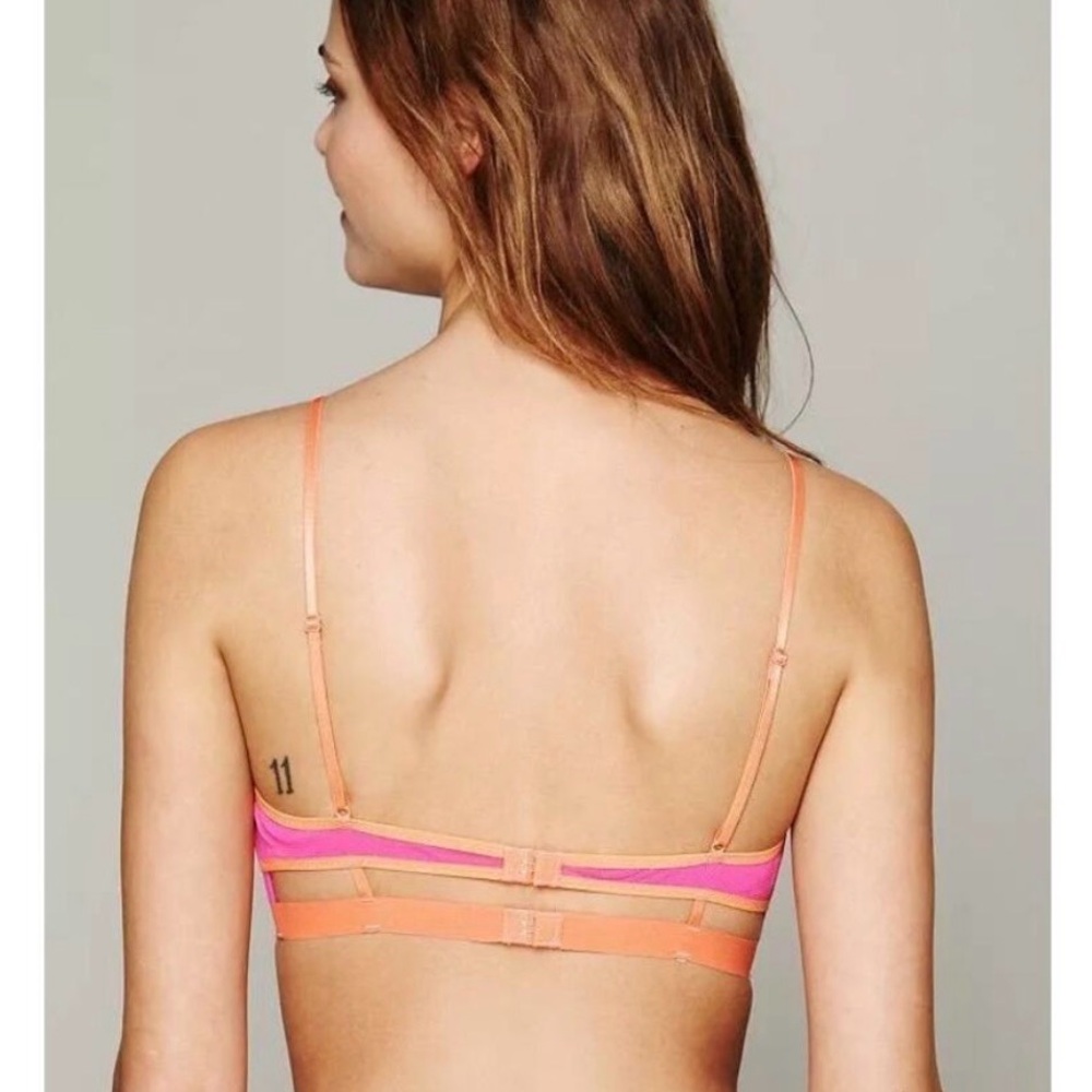 🌟2/$18 SALE Intimately Free People Double Wing Mesh Demi Underwire Bra 34D - Picture 2 of 6